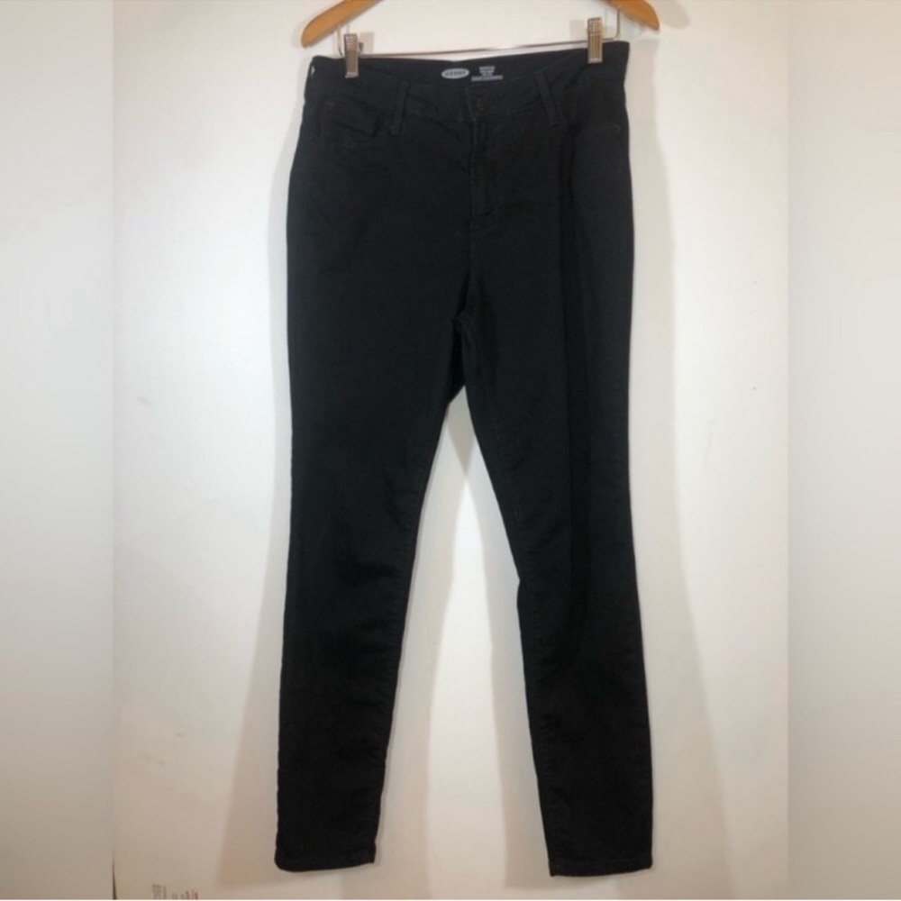 Old Navy Women’s Size 12 Rockstar Super Skinny Hi Rise Jeans Excellent Condition